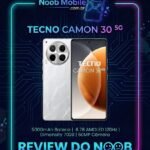 Smartphone Tecno Camon 30 5G exibido em moldura do site Noob Mobile, destacando seu design moderno e especificações técnicas para saber se o Tecno Camon 30 5G é bom.
