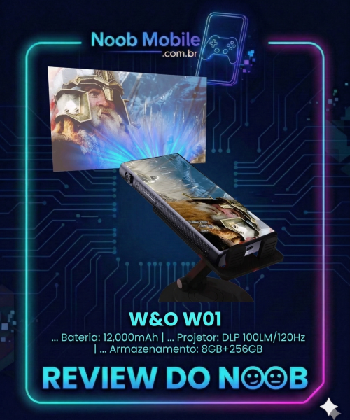 Celular W&O WO1 vale a pena? Imagem promocional do smartphone com projetor DLP funcionando, exibindo a projeção de um guerreiro anão e a bateria de 12.000mAh. A imagem inclui o texto 'Review do Noob' e as especificações reais do aparelho.